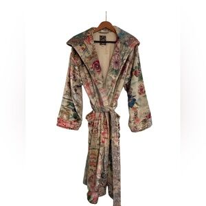 Johnny Was Cream Floral Robe with Tie Closure (Like New, Never Worn)